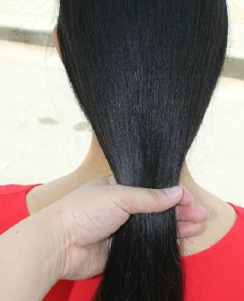 剪眼镜少妇细丝长发