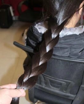 剪去少妇的过臀长发-上帝之手614#