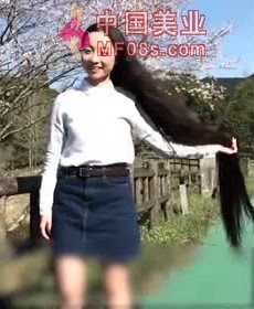 日本女生keito kawahara头发比人高
