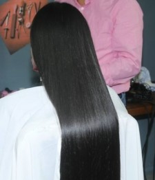 笑脸妹子剪短发-芳飞1185#