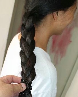 剪下姑娘的细丝黑发-上帝之手904#