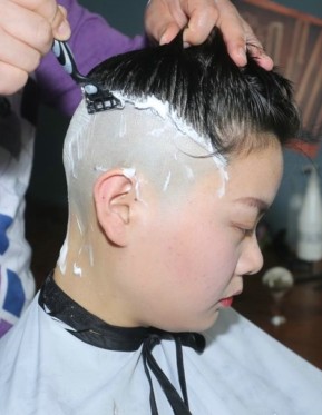 长发少妇剪时尚后空BOBO头-芳飞1191#