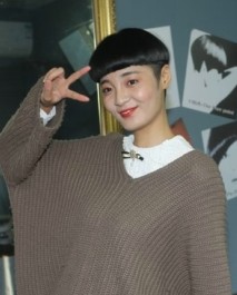 高挑美女剪前卫锅盖发型-芳飞1206#