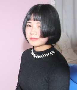 两美女剪短发BOB-芳飞1216#