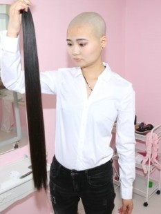 超长发少妇剃光一头乌黑秀发-芳飞1278#
