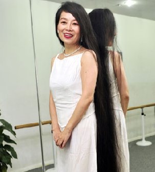 陕西西安长发女李梦露1.7米长发回顾