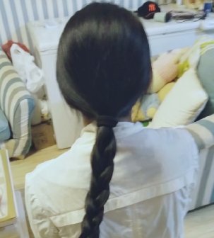 在家中剪去美女55公分小辫-狠狠爱李3711#