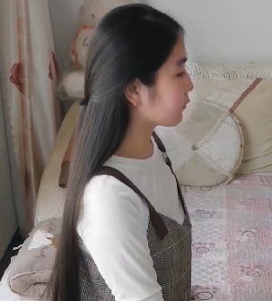 漂亮小妹忍痛剪去1.2米顺滑极品长发-狠狠爱李3824#