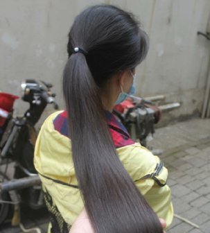 厂区中剪去少妇1.02米细滑长发-狠狠爱李3999#