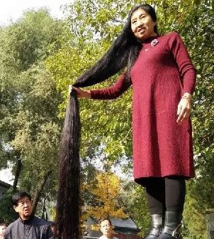 山西太原长发女倪林梅3.38米长发回顾