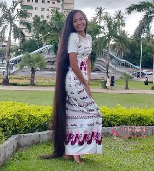 缅甸长发女May Ko Ko 1.8米长发图片132张