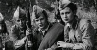二战后，苏联特工花30年寻找的女人，曾抢杀1500多名苏军