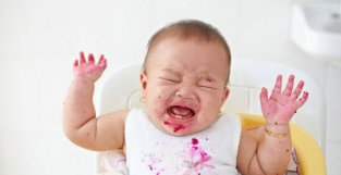 6个月宝宝加辅食，牢记“五不喂”，不然伤脾胃还影响孩子长高