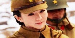 日本战败投降，苏联俘虏了1万年轻女兵：处理方法让日本害怕