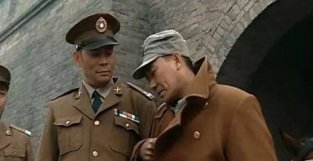 同样是日军，为何李云龙看见“穿皮鞋”的日军，立刻下令撤退？