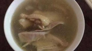 胡椒搭配猪肚做汤，古人常用这种食疗方法缓解因寒冷引起的胃病