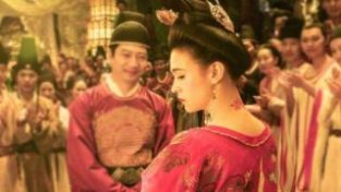 《妖猫传》中白居易对杨贵妃的感请是真的吗？