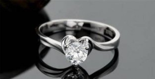 心理学：四枚戒指，哪个最吸引你？测你能不能嫁给富豪！