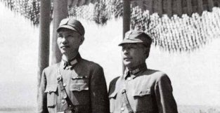 这一战，当营长的张灵甫杀害了红十师代师长，胡宗南奖励800大洋