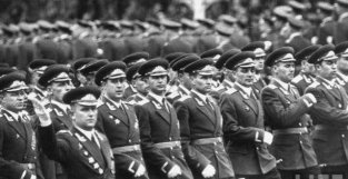 老照片 1958年苏联五一劳动节 莫斯科盛大的阅兵式