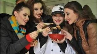 外国人为什么喜欢吃中国菜？看完你就明白了
