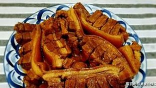 红烧肉是热菜菜谱之一，以五花肉为主料