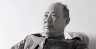 平津战役，跟着傅作义发动起义的4个军长，最终结局如何？