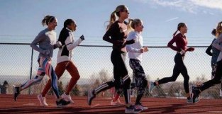 最健康的跑步方式：控跑量、练力量、睡眠足、平衡工作与生活