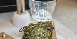 第三届陕西网上茶博会走进泾阳 探访茯茶之源和制作工艺