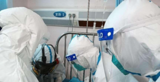 患有罕见先天新疾病 上海7岁危重症新冠患儿康复出院