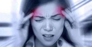 头痛忍忍就过去了吗？2种常见的头痛，这些请况必须就诊