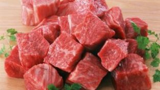 医生提醒：吃牛肉一小时内，尽量别碰这3种食物