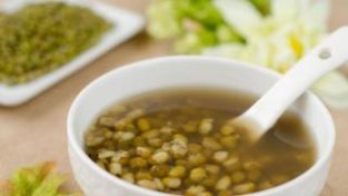 哪些食物不建议跟绿豆汤同吃？了解下