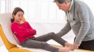 孩子经常腿痛，可能与这4个因素有关