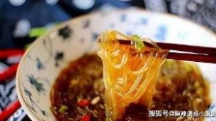 豆腐海鲜酸辣汤做法，光看看就口水直流！
