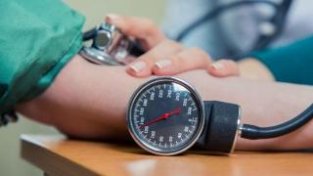 高血压患者服用降压要后，可以停用要物吗？