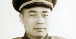 1970年，王近山出任南京军区副参谋长，两位顶头上司却是老部下