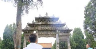 台湾青年探访“陕西小故宫”西岳庙，感受昔日祭天盛况
