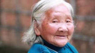 104岁长寿老人，血管“年龄”只有60岁，直言做了3事，不怕血管堵