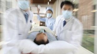 杭州男子突然昏厥，心跳呼吸骤停！医生说，高温天警惕身体“宕机”