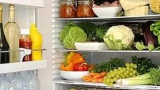 冰箱下冷上热？很多人都理解错了，快看看你家的食材有放对位置吗？