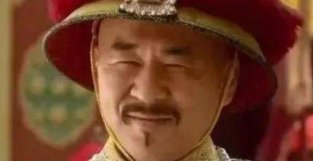 康熙死后，雍正从不去畅春园，也不敢住进乾清宫，他在害怕什么？