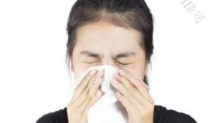 耳鼻喉黄丽医生：鼻子流清水是什么原因造成的？