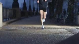 据说晚上跑步就能减肥？这是真的吗？一文揭开真相
