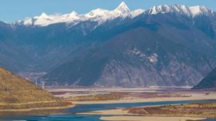 西藏林芝：雅尼湿地“秀”出美丽生态