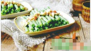 推荐一道夏日下饭菜：腐Ru汁拌豇豆