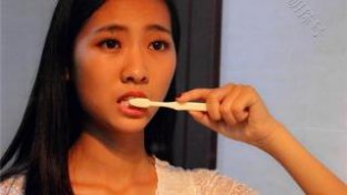 刷牙时，如果刷几下舌苔，有何好处？建议了解下