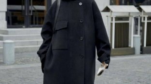 黑SE大衣搭配帽子像大龄博主这样搭配，提升气质又洋气