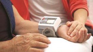 冬季血压高，老年患者做好五点防护