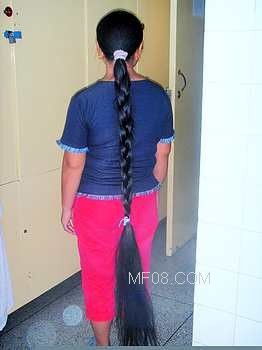 �ٸ�ͷ����������